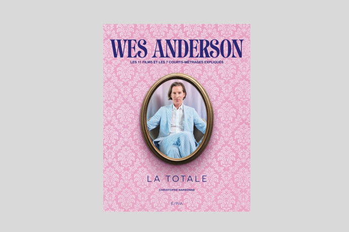 La Totale, l’un des livres pour explorer le monde cinématographique du réalisateur Wes Anderson.