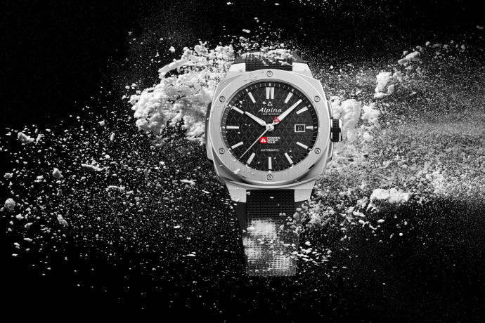 L’Alpiner Extreme Automatic Freeride World Tour, de la marque d’horlogerie Alpina, maison suisse fondée en 1883.