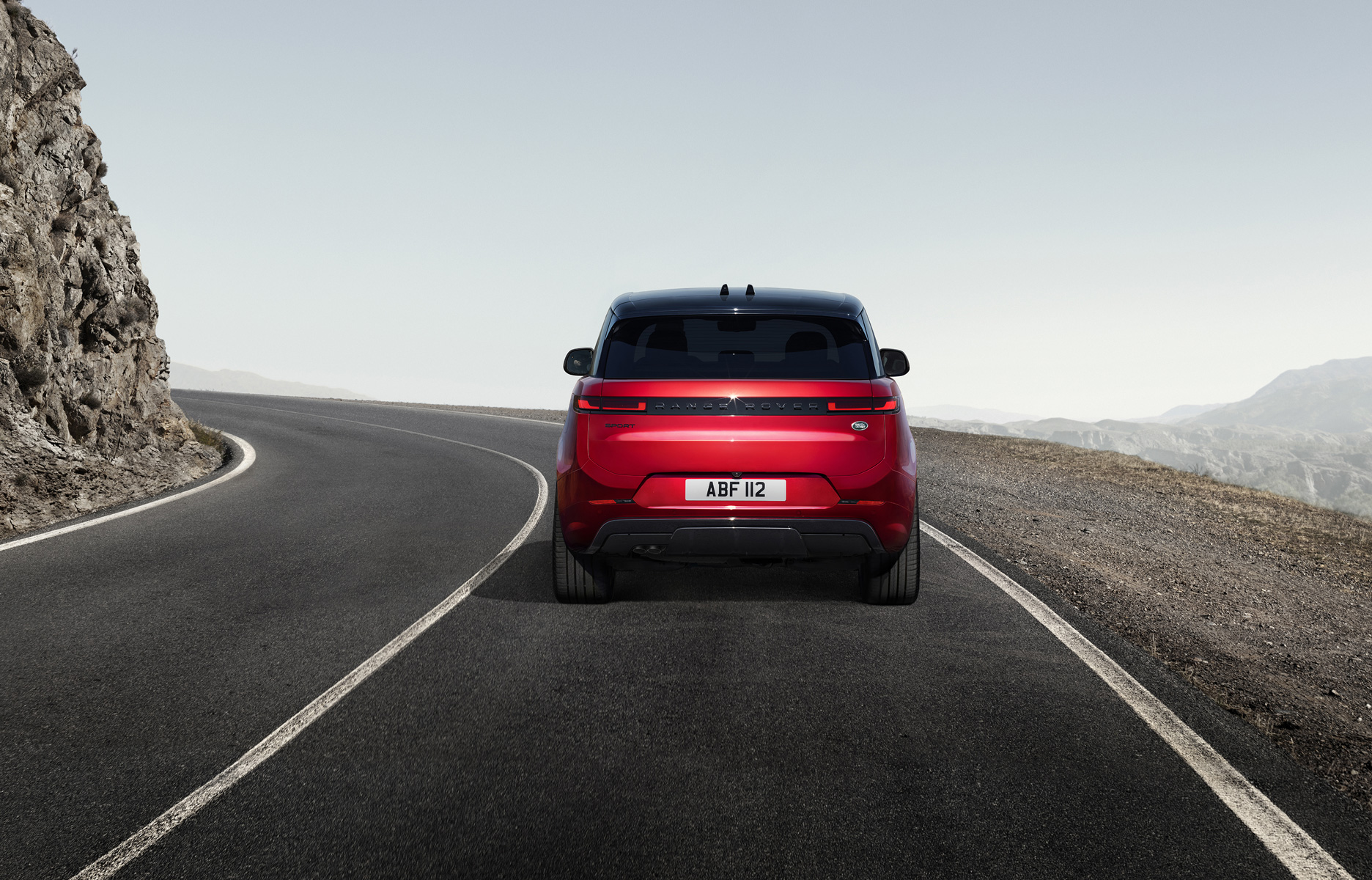 range-rover-sport-insert-04