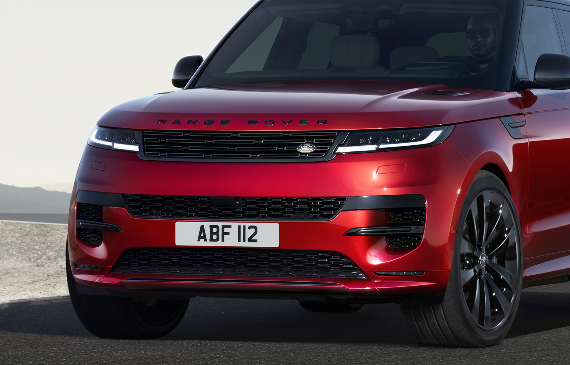 range-rover-sport-insert-05
