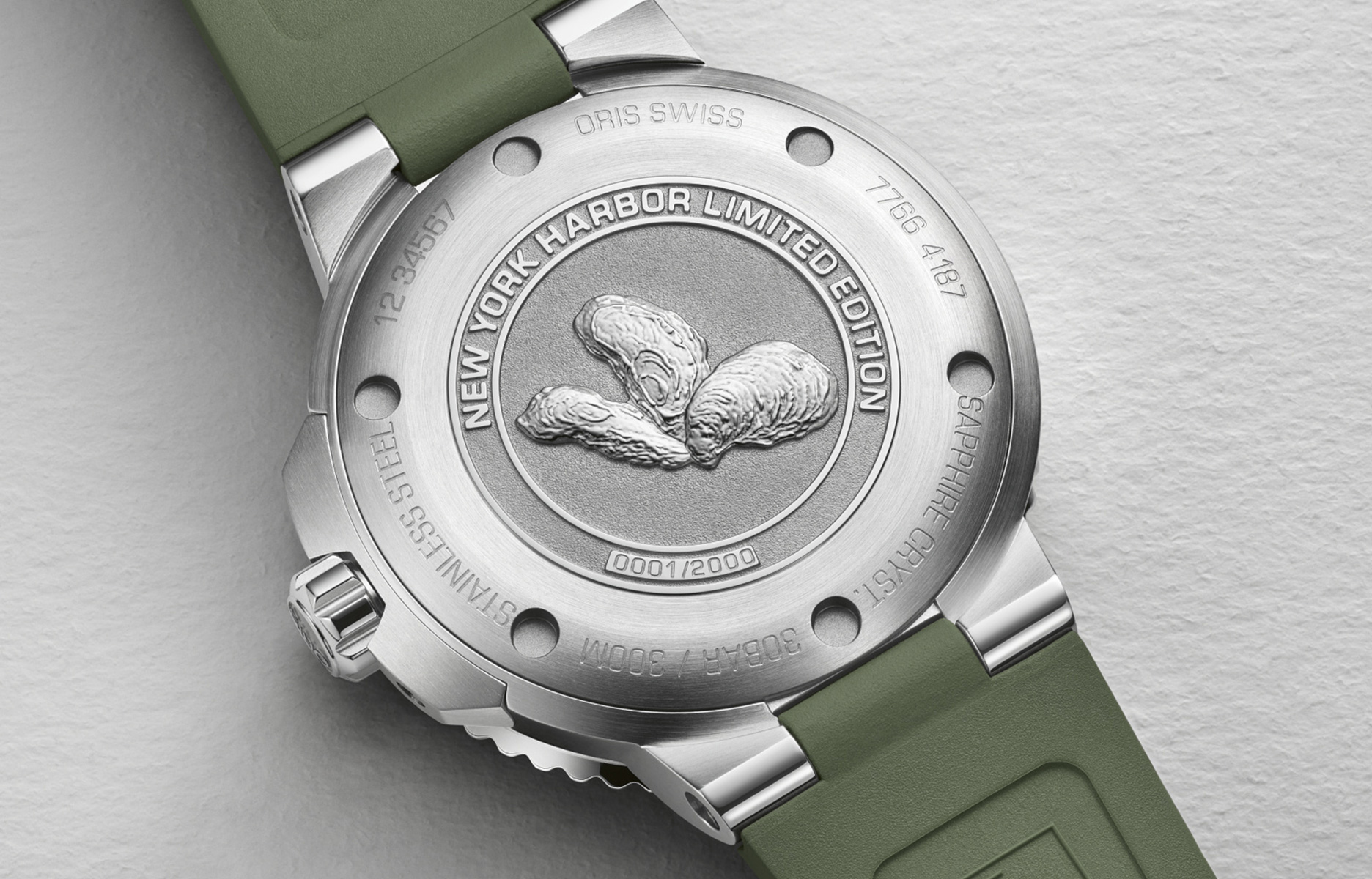oris-a-la-rescousse-des-huitres-avec-la-new-york-harbor-limited-edition-insert-03